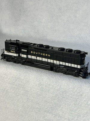 Beautiful BLI Southern RR SD-45 Hi Nose HO DCC/Sound Paragon 4