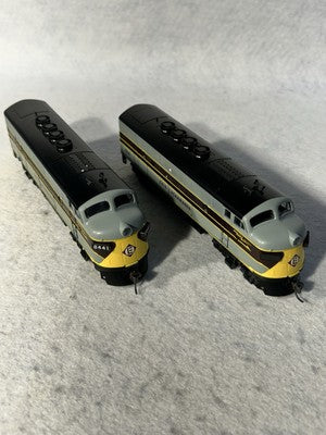 Nice  Stewart Erie Lackawanna RR F-7 A-B-B-A Phase 1 Set (A’s Pow./B’s Unp.) HO
