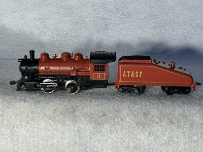 Beautiful Model Power Vintage Santa Fe  4-4-0 Steam Loco HO