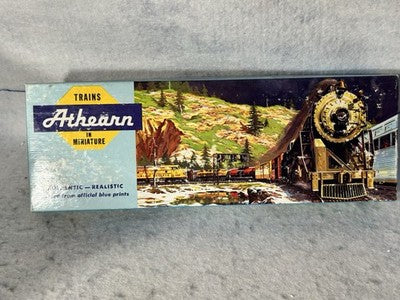 Nice Athearn Santa Fe RR 4 Car Passenger Set HO
