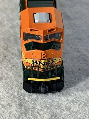 Beautiful KATO BNSF RR SD-70MAC Diesel Engine N GAUGE