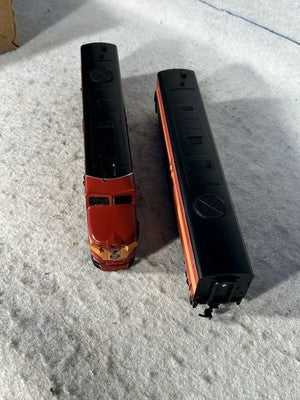 Nice Athearn Southern Pacific RR ALCO PA/B + 9-Car Passenger Set HO (Ex-Boxes)
