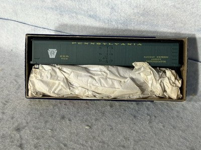 Nice Roundhouse Mixed Road 50’ Box Cars/Kits HO(PRICE IS PER CAR-PLEASE SPECIFY)