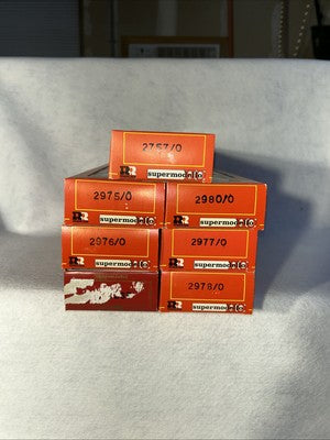 Nice Rivarossi Del & Lack E-8—2 engine/7 Car Passenger Set (Pow./Dum.) HO