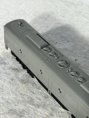 Nice  KATO Undecorated E-8/9 A Diesel Engine N GAUGE