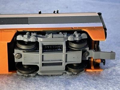 Sleek LIMA  Golden Series HO InterCity Train Set Pwrd. Loco, Dummy, 2 Pass. Cars