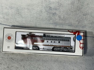Classic  Stewart/KATO Santa Fe RR F-7 A/B/B Engines 2  Powered/1 Dummy HO