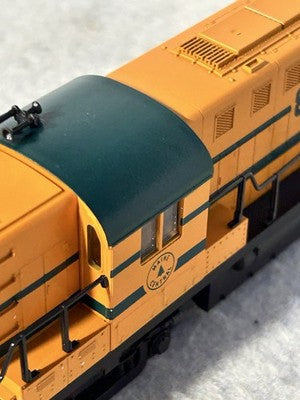 Rare  Atlas/KATO Alco RS-11 Maine Central RR Loco HO