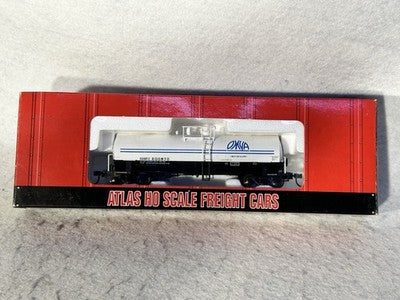 Nice Atlas Single Mixed Kaolin Single Dome Tank Cars HO