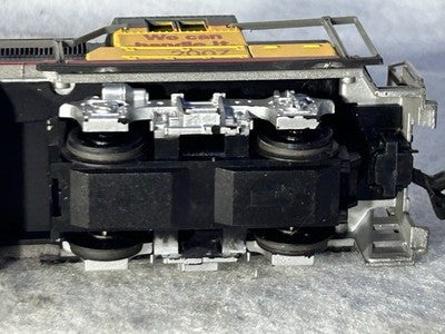 Cool Life Like Union Pacific RR High Nose GP-38/40 HO (Ex Box)