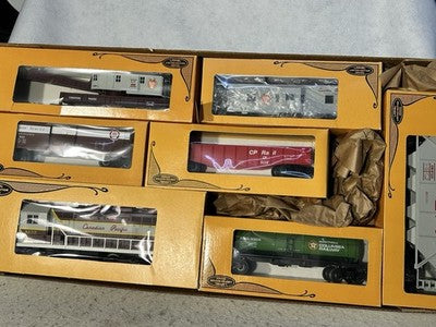 Lionel O Gauge Canadian Pacific SD-24 Maple Leaf Limited Train Set