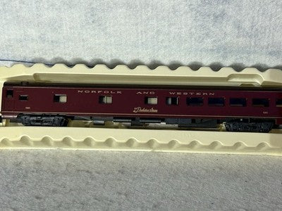 Classic Rivarossi Norfolk &Western RR 8 Car Passenger Heavyweight Set HO