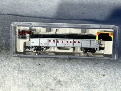 Nice Micro Trains Southern RR 50’ Gondola Car/Load N Gauge Kit (Incorrect Box)