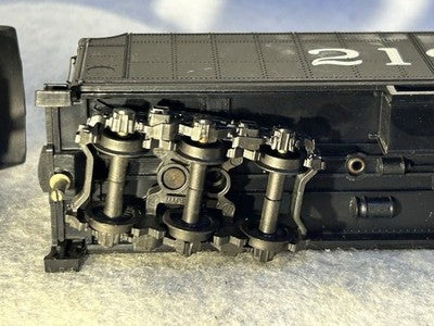 Nice Rivarossi Santa Fe RR  2-8-8-2 Mallet Loco HO (Ex Box Cab Railing)