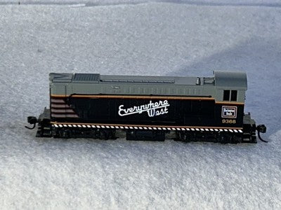 Gorgeous Atlas CB & Q RR VO-1000 Switcher  Locomotive N Gauge DCC Ready