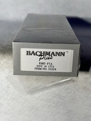Nice  Bachman Plus Lightning Scheme NYC RR  F-7A /B Both Powered DCC Ready HO