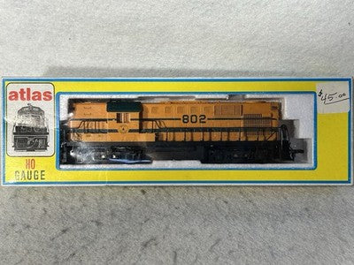 Rare  Atlas/KATO Alco RS-11 Maine Central RR Loco HO