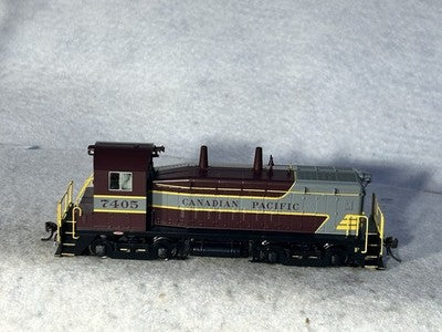Nice Rapido Canadian Pacific RR SW-9 Switcher Engine #7403 DCC Ready HO