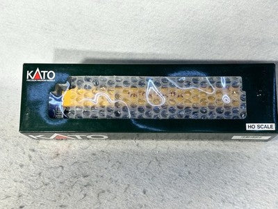 Beautiful KATO Union Pacific RR C-44-9W Diesel Engine HO