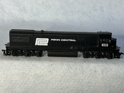 Rare  Athearn U-28C Penn Central Railroad Diesel HO