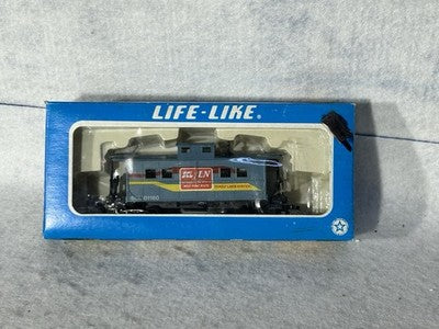 Nice Life Like Family Lines RR CABOOSE HO