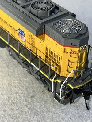 Regal BLI Union Pacific RR “Building America” Scheme SD-70ACE DCC Ready HO