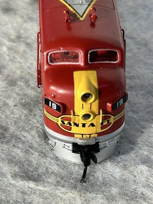 Sharp Intermountain Santa Fe RR F-3A War Bonnet DCC Ready N Gauge Loco