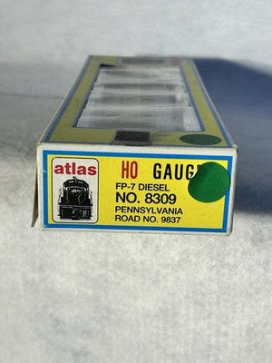 Beautiful Atlas/KATO Pennsylvania RR F- 7A Engine HO