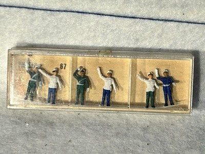 People HO GAUGE (PRICE IS PER INDIVIDUAL PACK OF 5; PLEASE SPECIFY CHOICE)