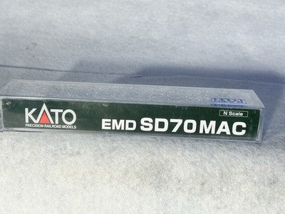 Beautiful KATO Conrail RR SD-70MAC Diesel Engine N GAUGE