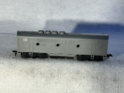 Nice Stewart Undecorated F-3B Powered Engine Phase II HO
