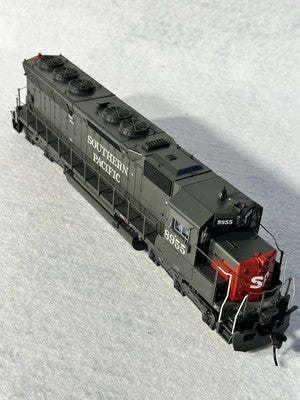 Nice BLI Southern Pacific RRBloody Nose  SD-45 HO DCC/Sound Paragon 4