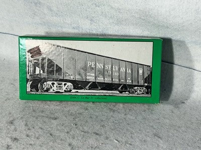 Nice Bowser Pennsylvania RR 40’ 4-Bay Hopper Cars/Coal Loads/KD’s HO