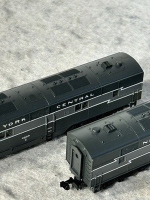 Vintage Life Like New York Central RR Lightning Scheme E-7 Loco Set A/B  N Gauge