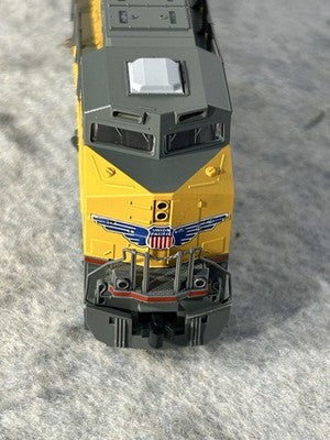 Beautiful KATO Union Pacific RR AC4400W Diesel Engine N GAUGE