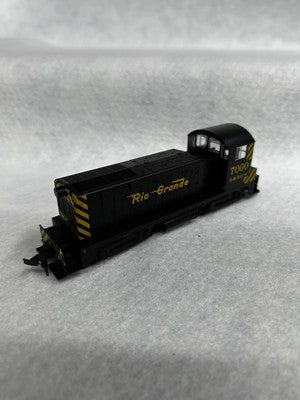 Nice KATO Rio Grande Railroad NW-2 Switcher Loco HO