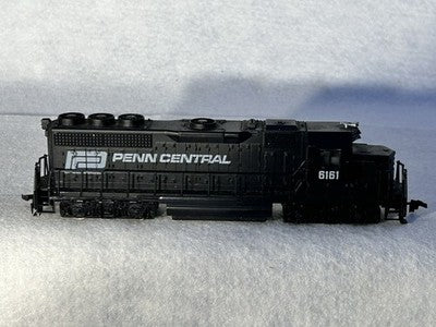 Stately Bachman Penn Central RR  GP-35 Diesel Engine HO (No Box)