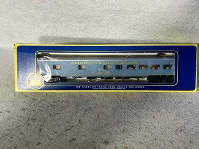 Beautiful Rivarossi NYC/StL RR 2-8-4 Berkshire Locomotive/ 2 Passenger Car Set