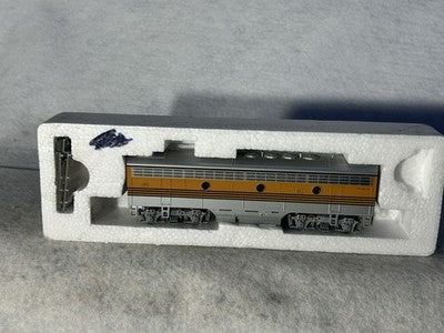 Nice Stewart/KATO Denver & Rio Grande RR F-7B Unpowered HO (Ex-Box Cover)