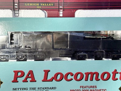 Nice Proto/Rivarossi  Lehigh Valley PA engine/ 7 Car Passenger Set, HO