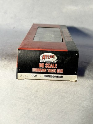 Nice Atlas Single Mixed Kaolin Single Dome Tank Cars HO
