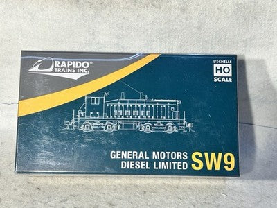Nice Rapido Canadian Pacific RR SW-9 Switcher Engine #7402 DCC Ready HO
