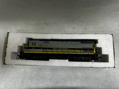 Nice Atlas Erie Lackawanna RR Alco C-424 Loco HO