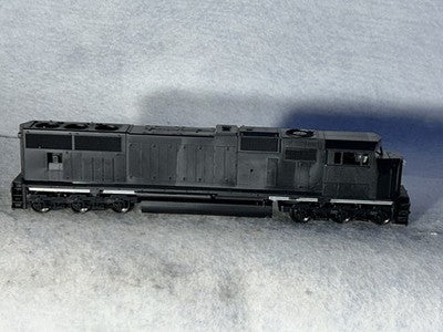 Nice Athearn Genesis Undecorated SD- 75i BNSF Cab DCC Ready Loco HO