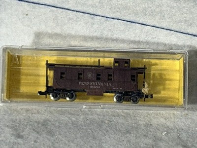Nice ATLAS Pennsylvania RR Caboose  N Gauge