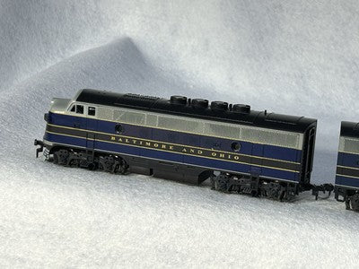 Regal Stewart/KATO B &O F-3 A/B/A Phase 2 Set, A’s Powered, B Unpowered HO