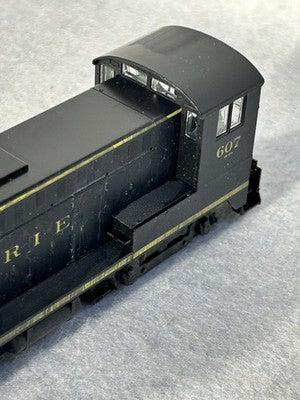 Nice Stewart Erie RR Baldwin S-12 Loco HO