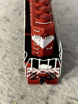Handsome KATO Gulf Mobile & Ohio SD-40 Diesel Engine With DCC HO