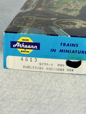 Nice Athearn Burlington Northern RR GP-38-2 Diesel Engine HO
