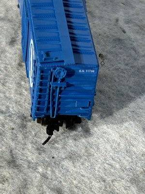 Beautiful Intermountain Great Northern RR 40’ Box Car  N Gauge